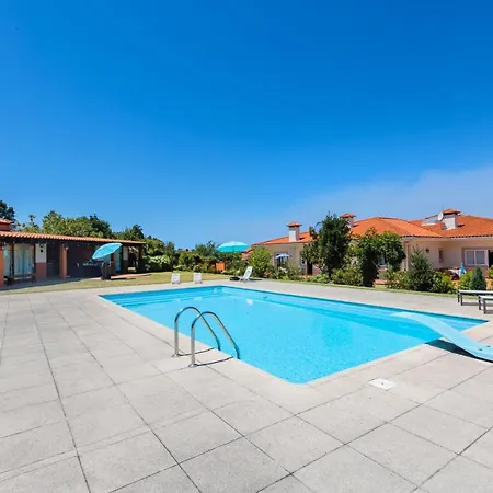 Sunny Country House With Swimming Pool Grijo