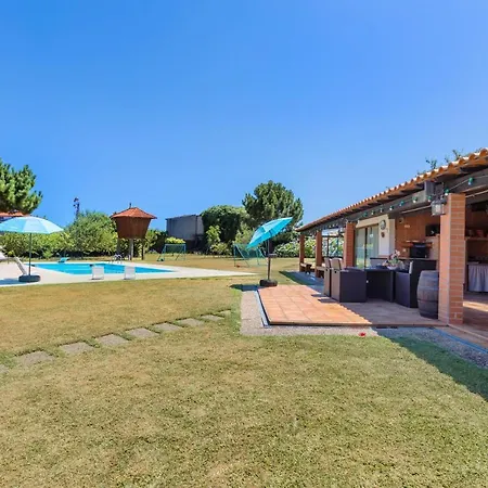 Sunny Country House With Swimming Pool *