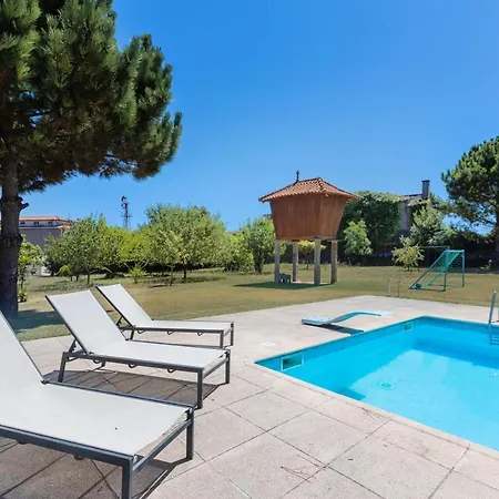Sunny Country House With Swimming Pool Villa *
